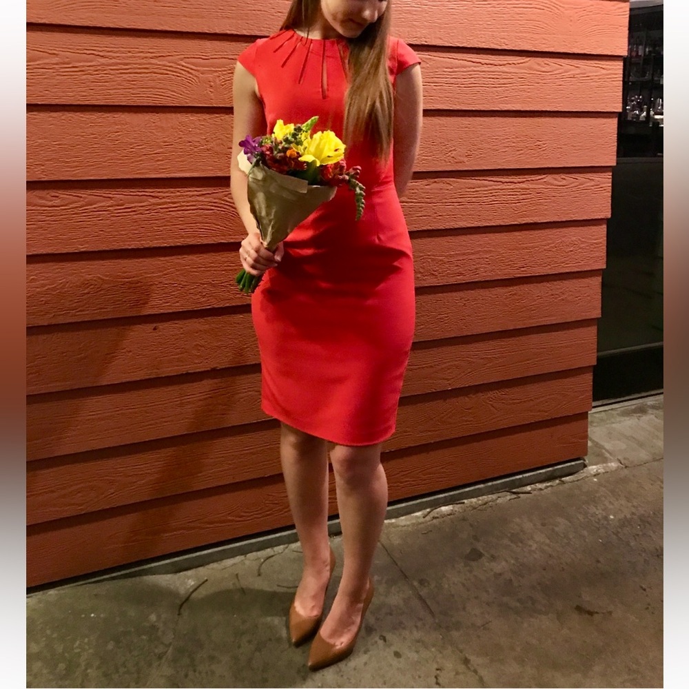 Elegant Red Cap Sleeve Dress